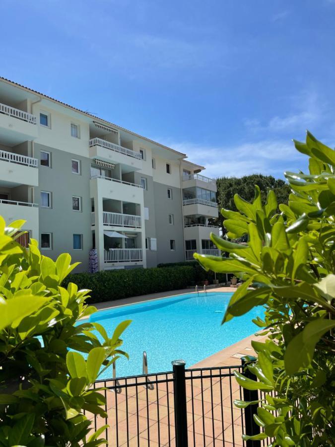 Appartement Avec Piscine Privee Cagnes-sur-Mer Exteriör bild